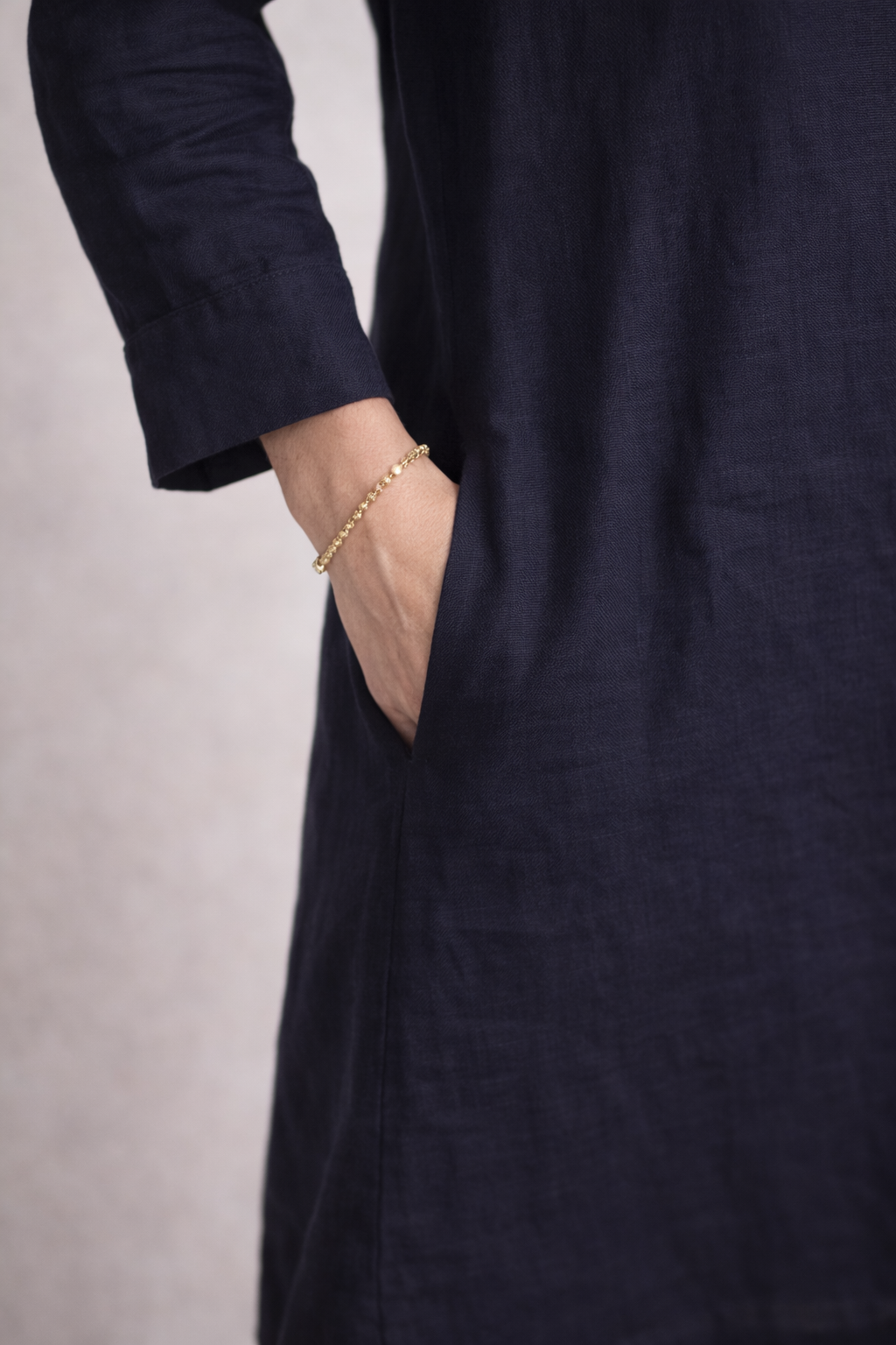 Linen Day Dress - Navy — side view | VIVI & CO