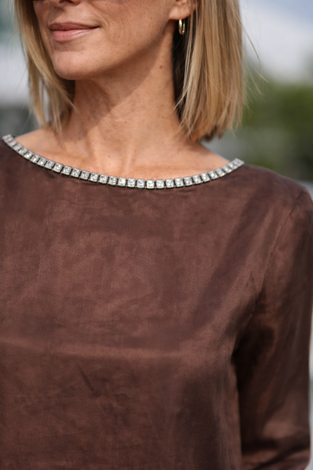 Swarovski Trim Cocoa Mini — back view | VIVI & CO