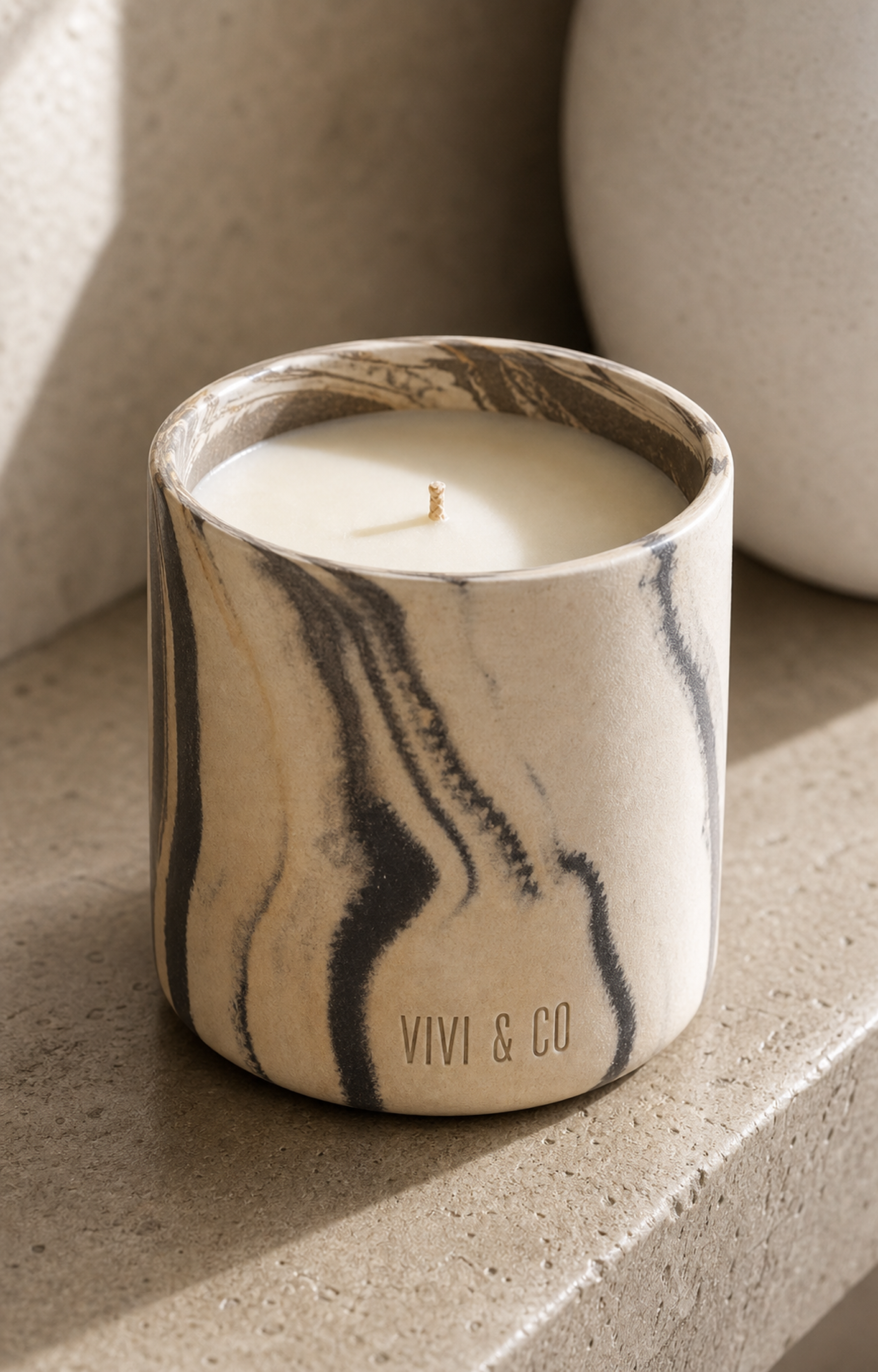 The Desert Dance Candle - Rose with Oud